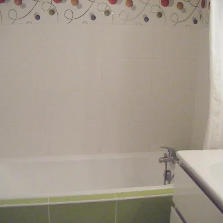 Acces Direct A La Руаян