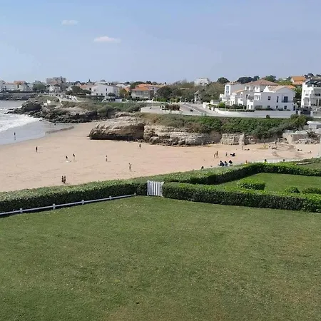 Accès Direct à La *